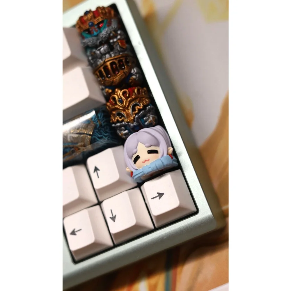 Chibi Frieren Artisan Keycap – Cute Resin MX Switch (Beyond Journey’s End)